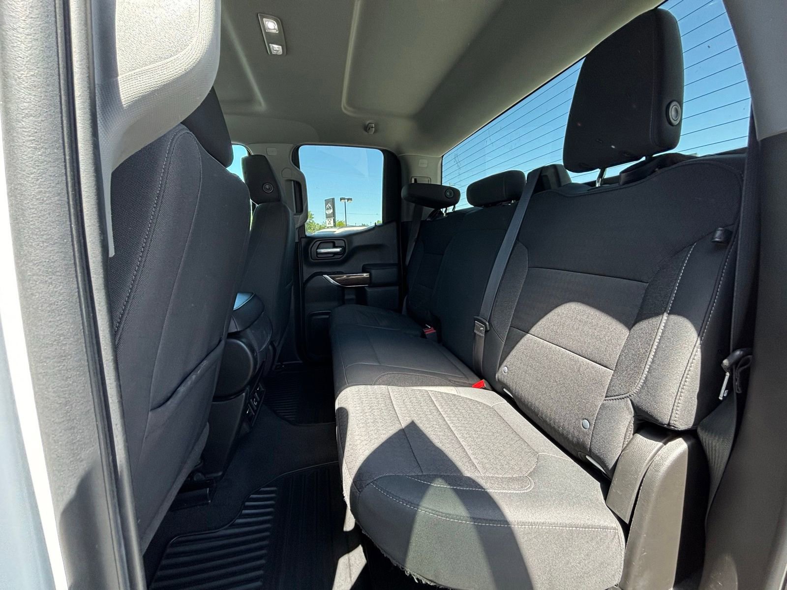 Used 2020 GMC Sierra 1500 Elevation AWD/4WD image 14
