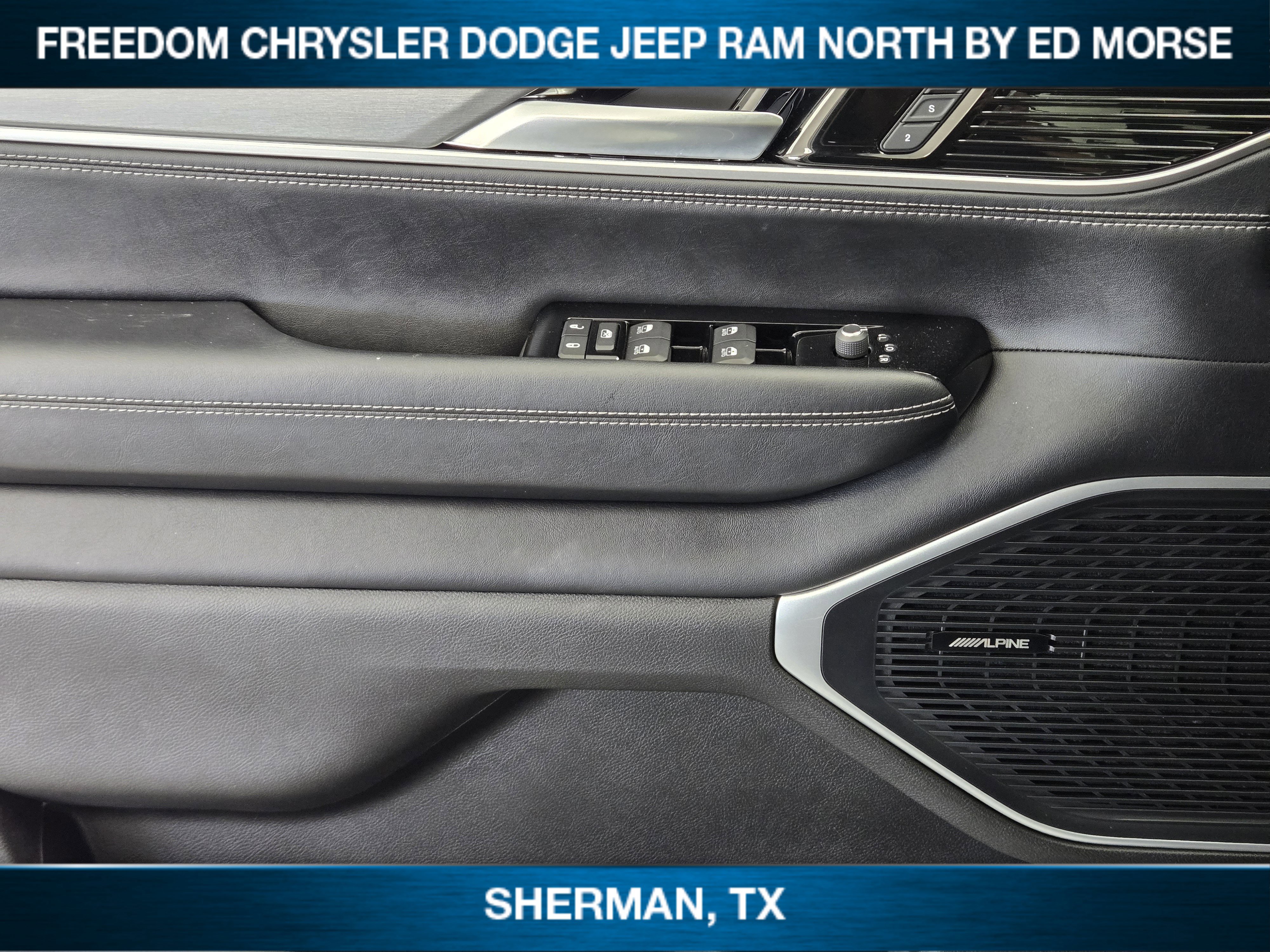 New 2025 Jeep Wagoneer 2WD image 19