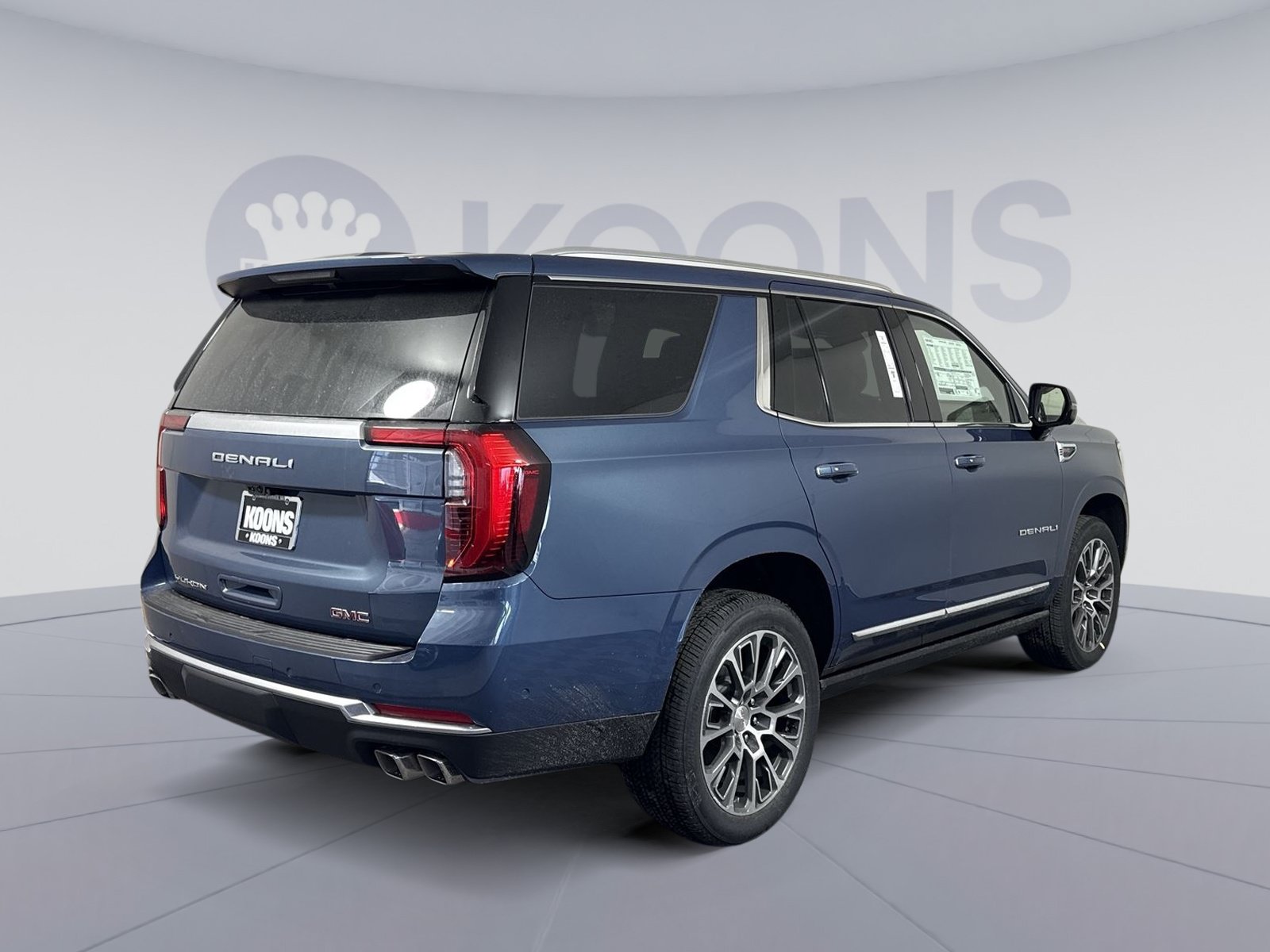 New 2026 GMC Yukon Denali w/ Denali Reserve Package AWD/4WD image 7
