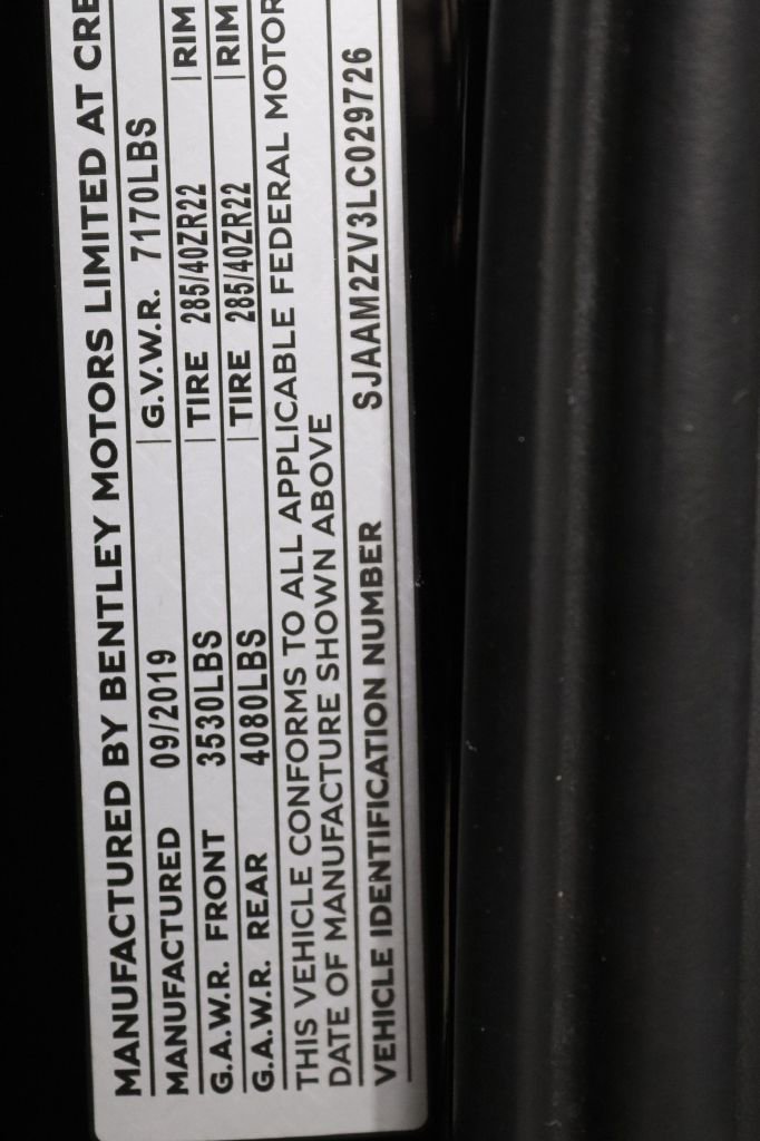 Used 2020 Bentley Bentayga Design Series image 35