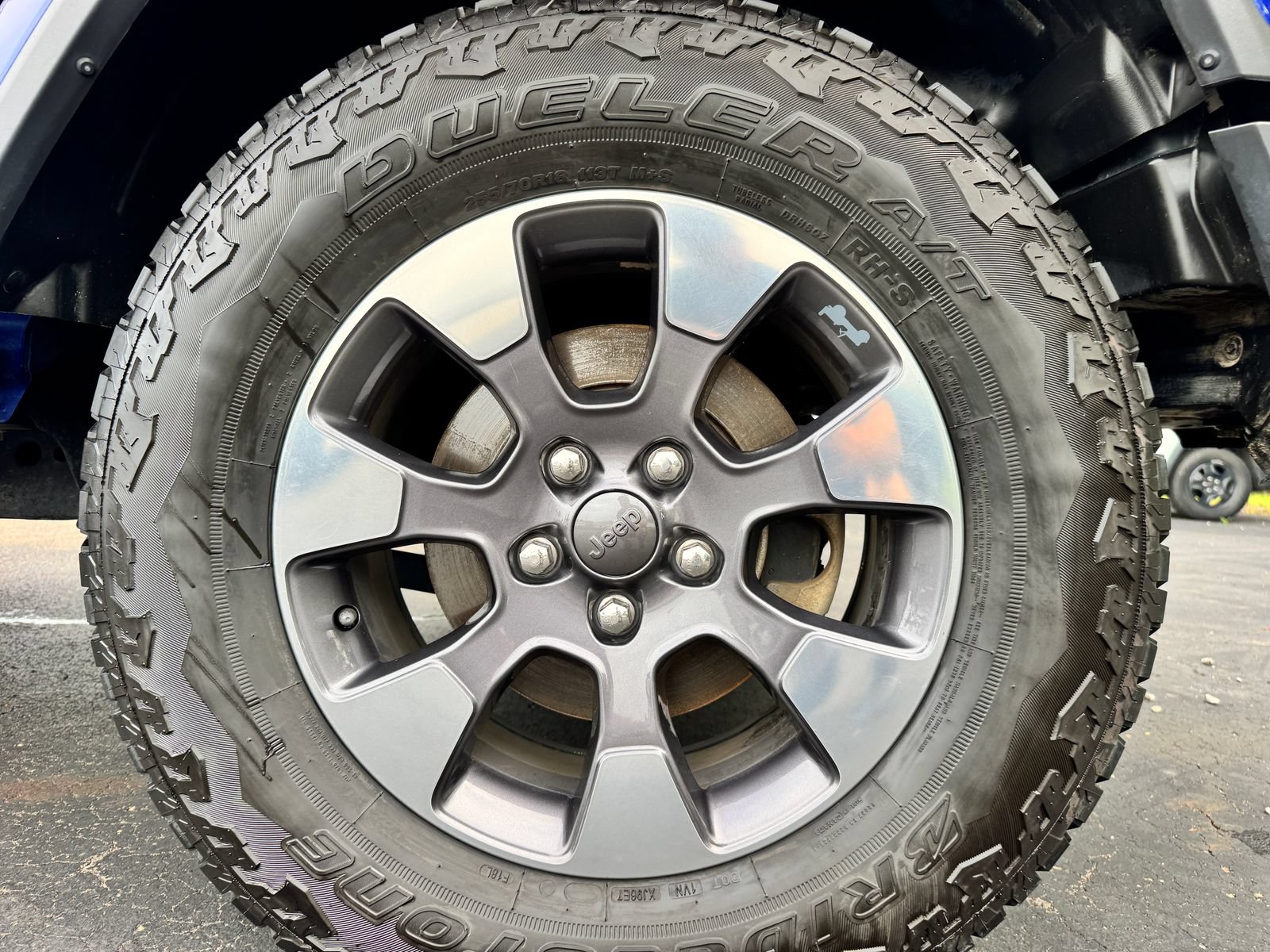 Used 2019 Jeep Wrangler Unlimited Sahara AWD/4WD image 34