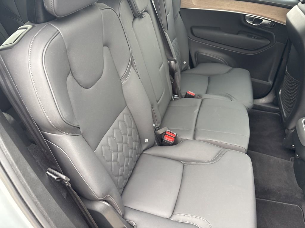 Certified 2025 Volvo XC90 B5 Plus AWD/4WD image 44