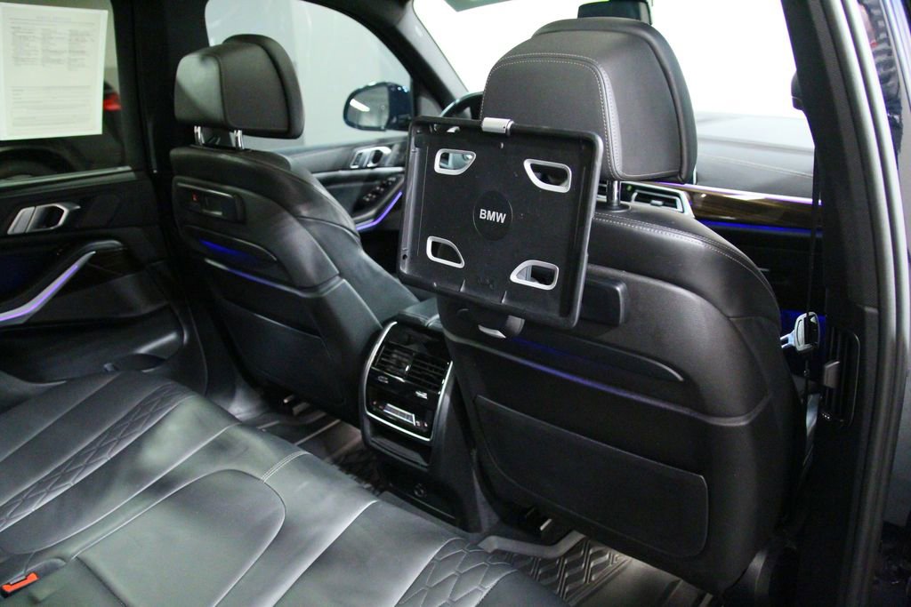 Used 2020 BMW X5 M50i w/ Premium Package AWD/4WD image 23