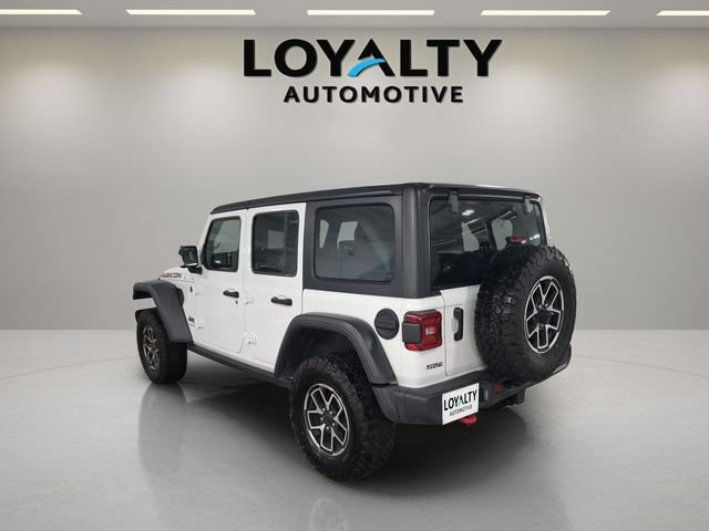 Used 2026 Jeep Wrangler Unlimited Rubicon AWD/4WD image 3