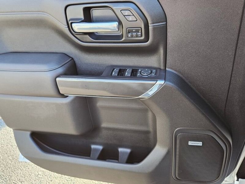 Used 2021 GMC Sierra 1500 AT4 w/ AT4 Premium Package image 31