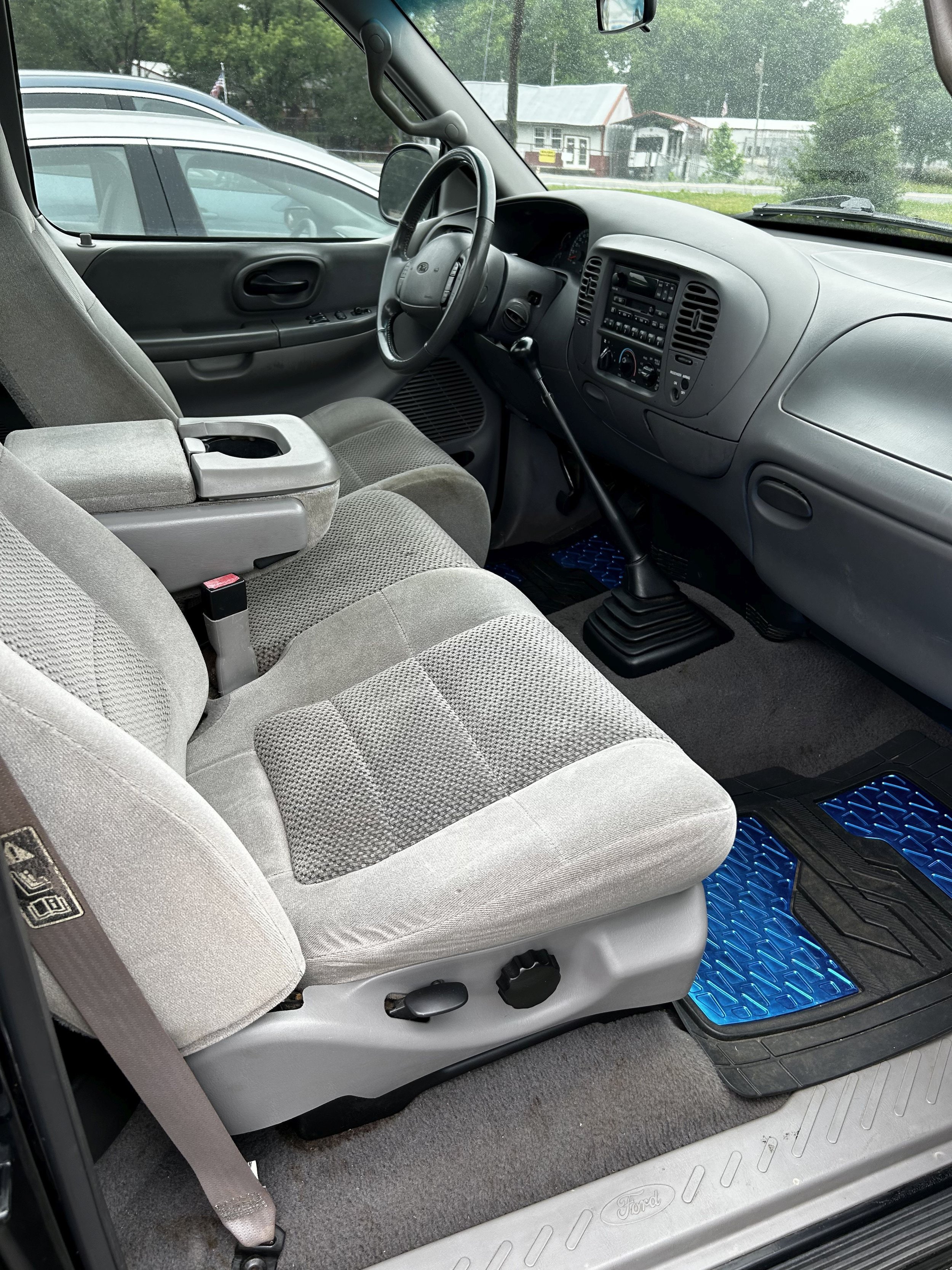 Used 2001 Ford F150 XL RWD image 8
