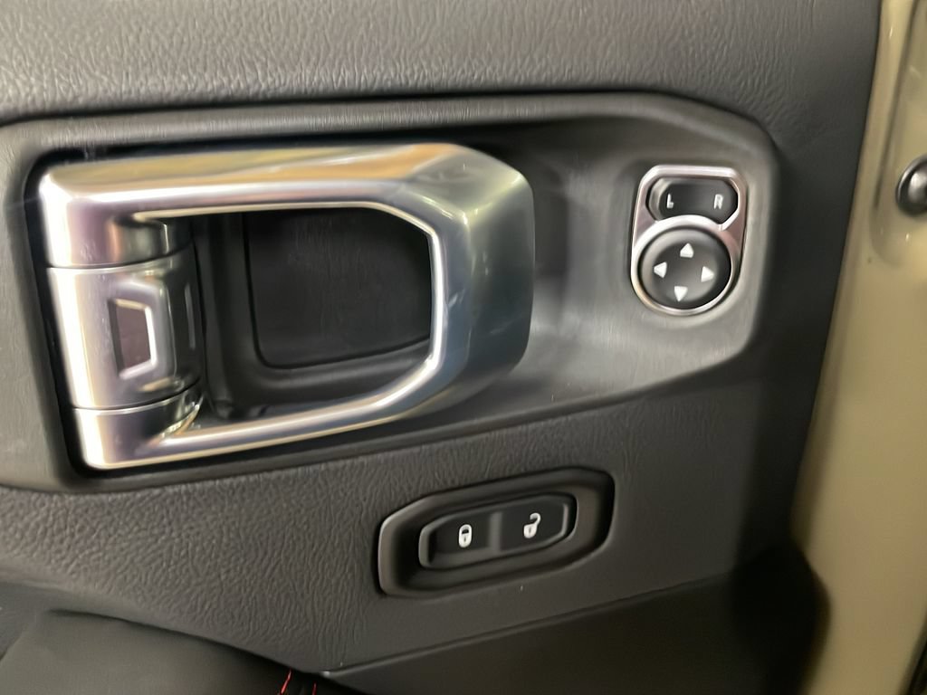 New 2026 Jeep Gladiator Rubicon AWD/4WD image 13