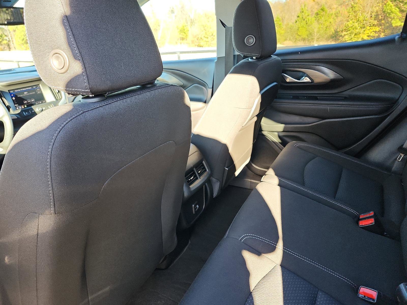 Certified 2023 GMC Terrain SLE image 9