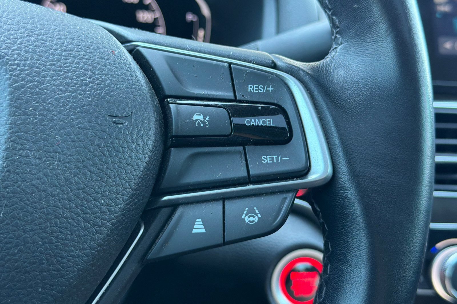 Used 2021 Honda Accord EX-L image 34