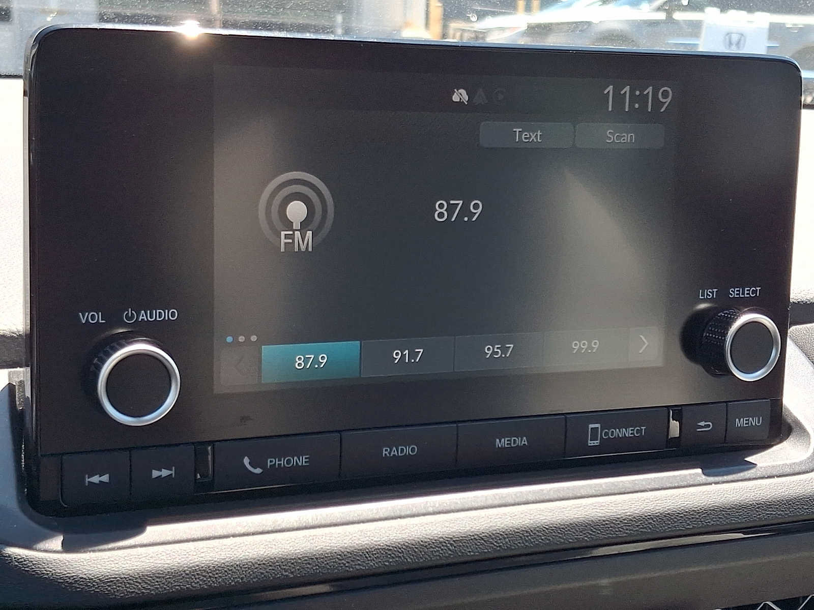 Certified 2023 Honda Accord EX image 17