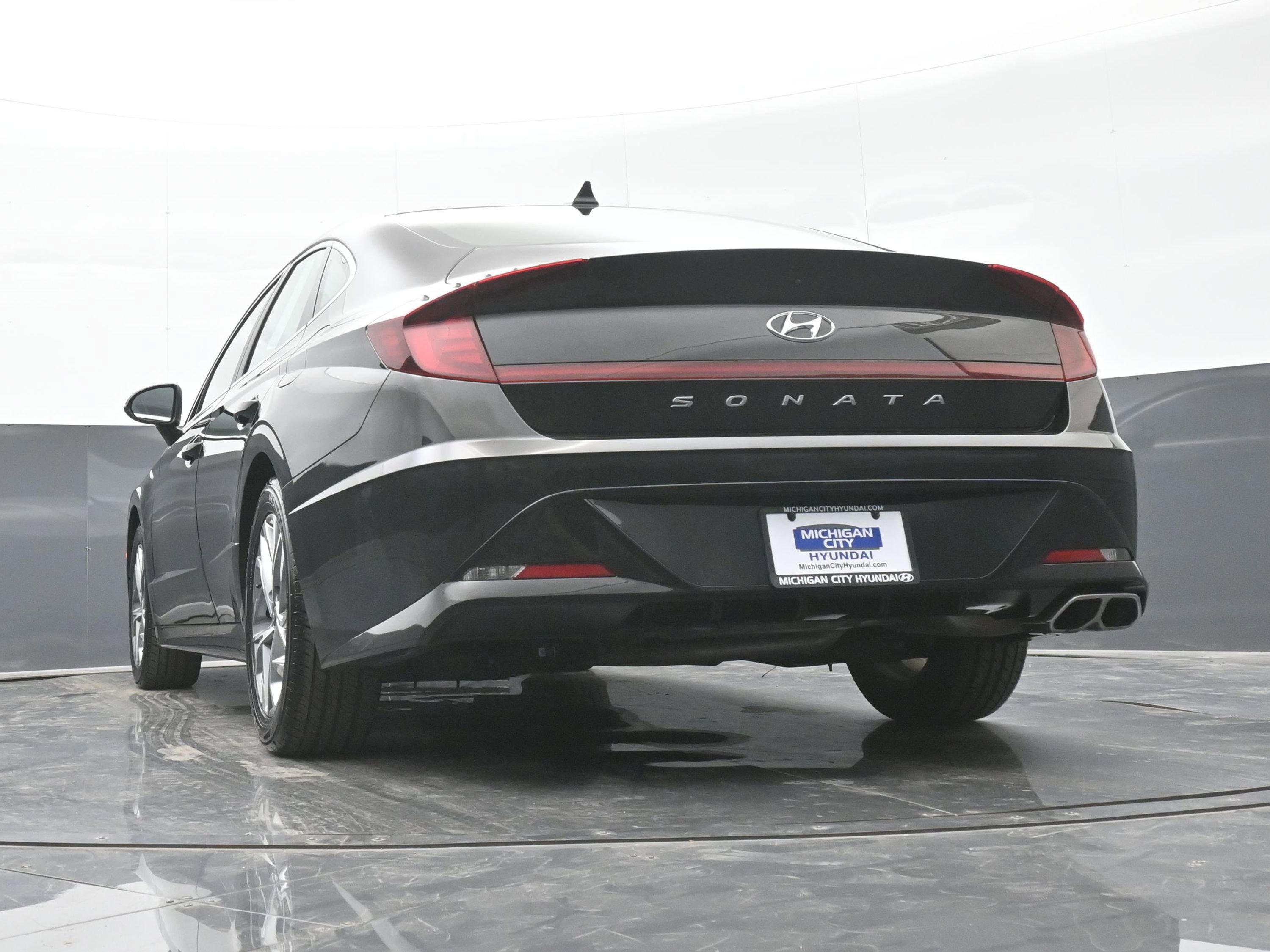Used 2022 Hyundai Sonata SEL w/ Preferred Accessory Package image 43