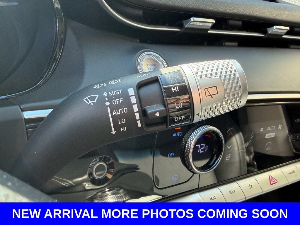 Used 2025 Genesis GV70 2.5T AWD/4WD image 31
