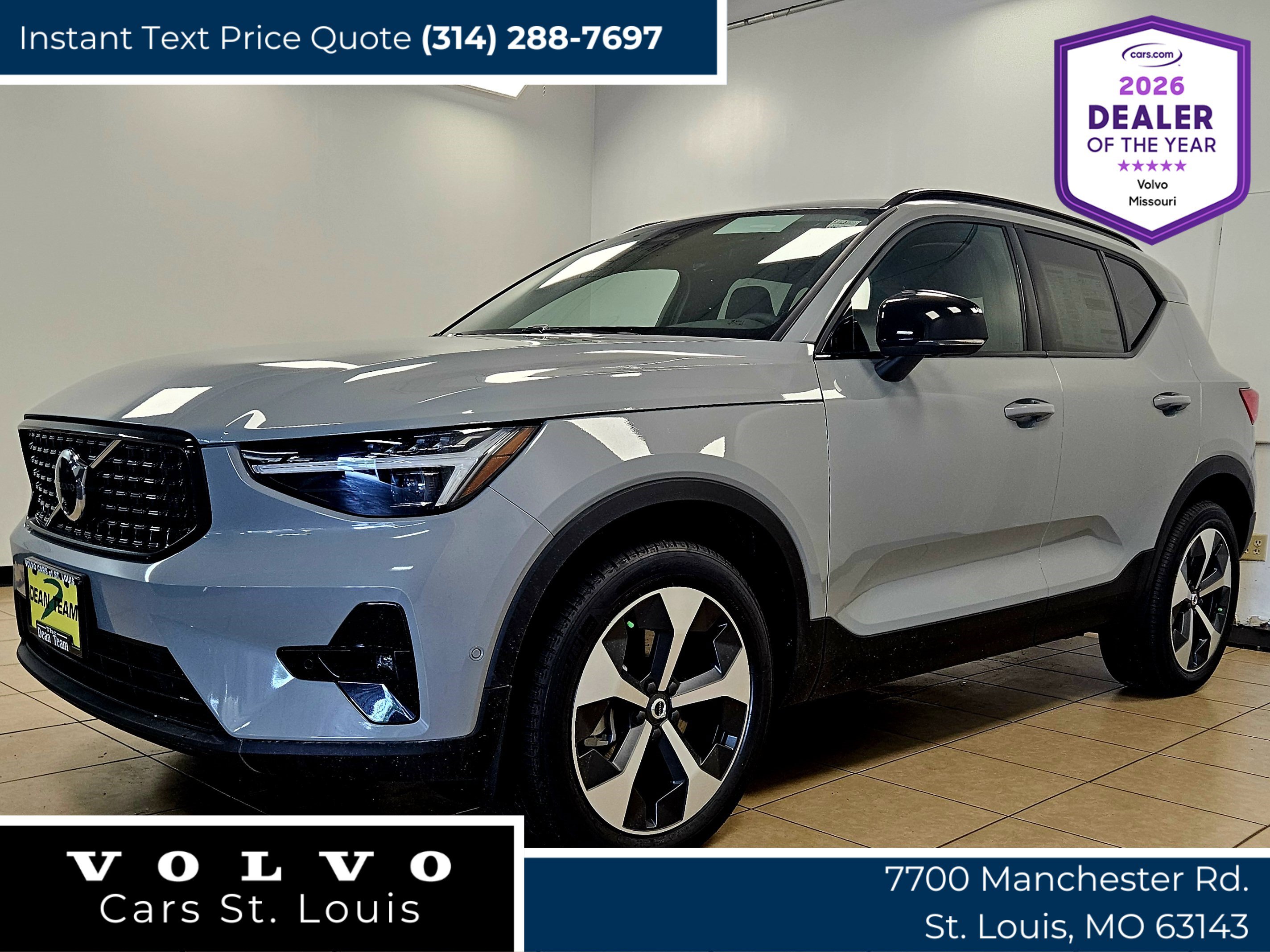 New 2026 Volvo XC40 B5 Plus w/ Climate Package AWD/4WD image 1
