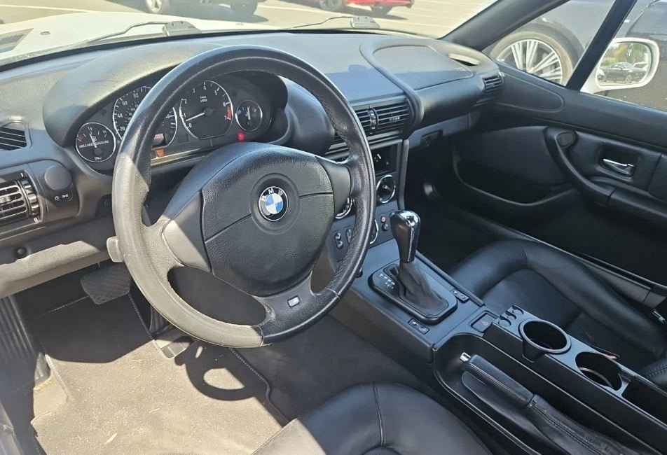Used 2001 BMW Z3 3.0i RWD image 7