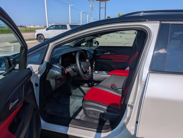 Used 2024 Chevrolet Equinox EV RS FWD image 10