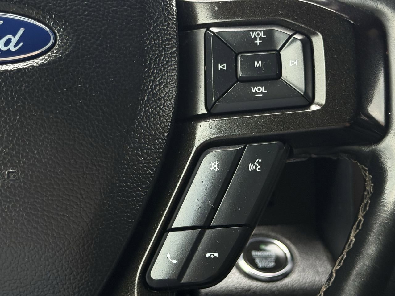 Certified 2020 Ford Expedition Limited w/ Equipment Group 301A image 14