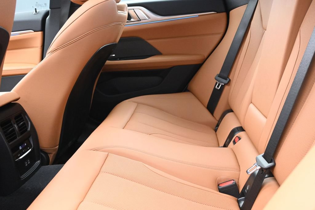 Used 2025 BMW 430i RWD image 15