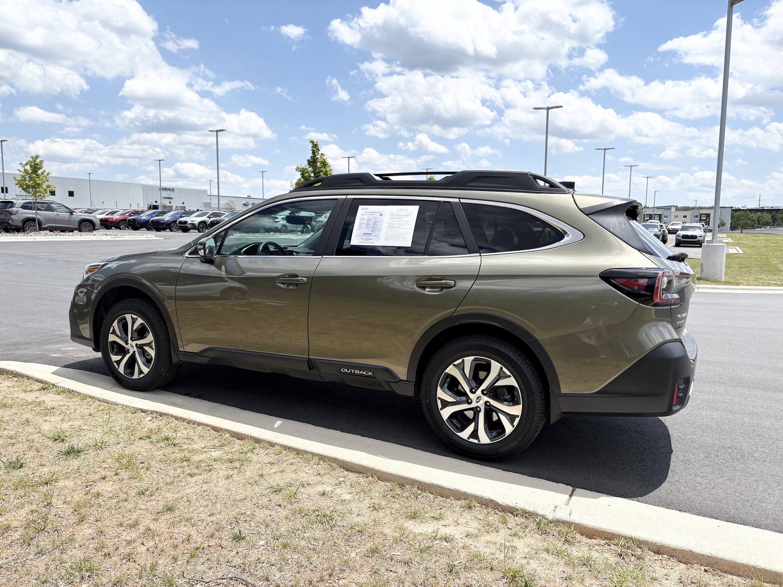 Certified 2022 Subaru Outback Limited w/ Popular Package #2 AWD/4WD image 5