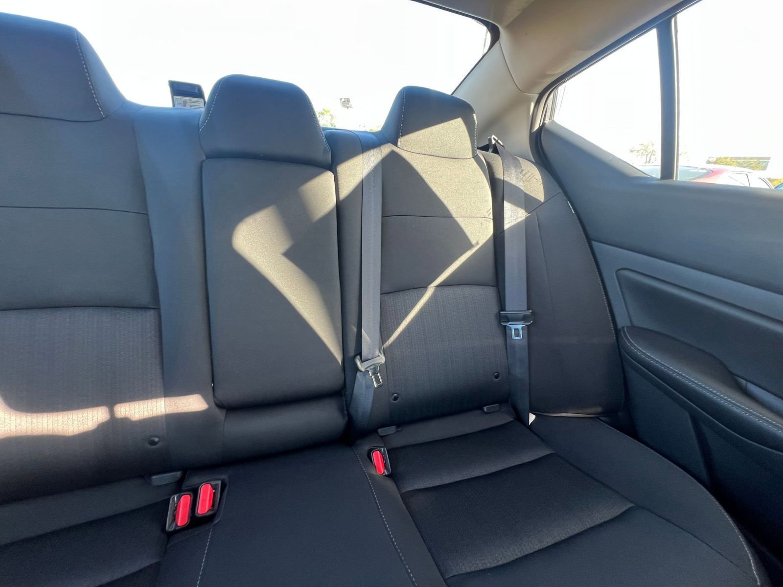 Used 2025 Nissan Altima 2.5 SV image 37