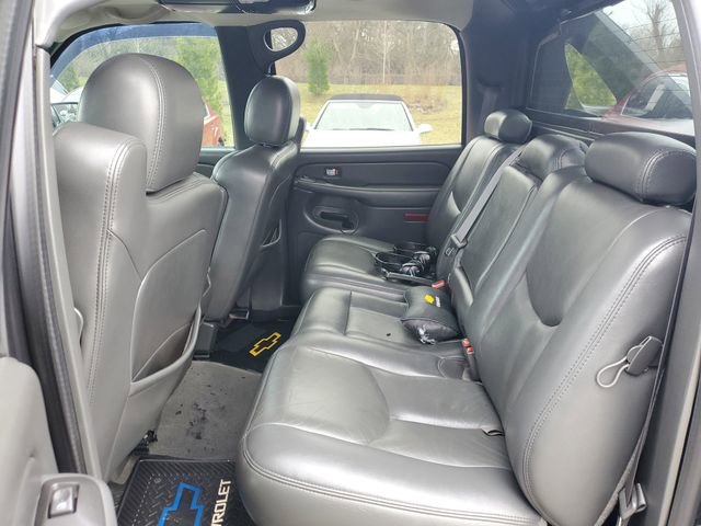 Used 2004 Chevrolet Avalanche Z71 w/ Sun And Sound Package image 30