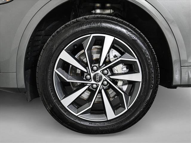 Used 2023 Audi Q5 2.0T Premium Plus w/ Premium Plus Package AWD/4WD image 25