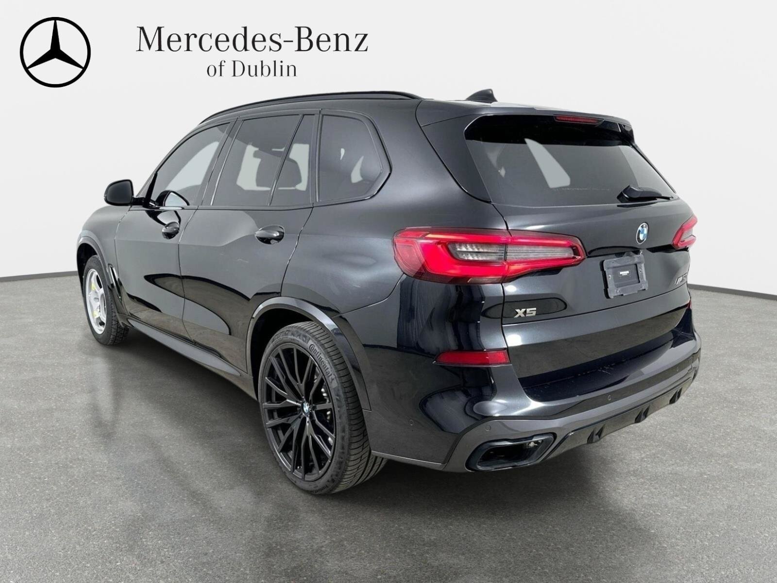 Used 2020 BMW X5 M50i w/ Executive Package AWD/4WD image 4