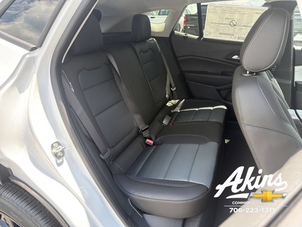 New 2026 Chevrolet Trax LT w/ Driver Confidence Package FWD image 16