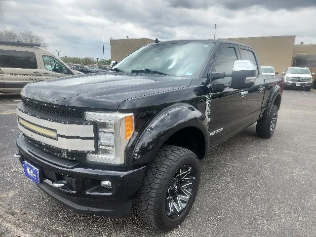 Used 2019 Ford F250 Platinum w/ Platinum Ultimate Package AWD/4WD video 1