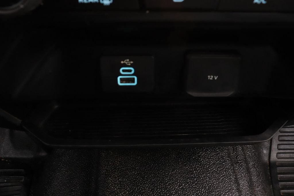 Used 2024 Ford F550 4x4 Crew Cab Super Duty image 24