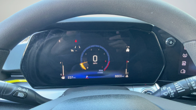 Used 2026 Chevrolet Trax LT FWD image 13