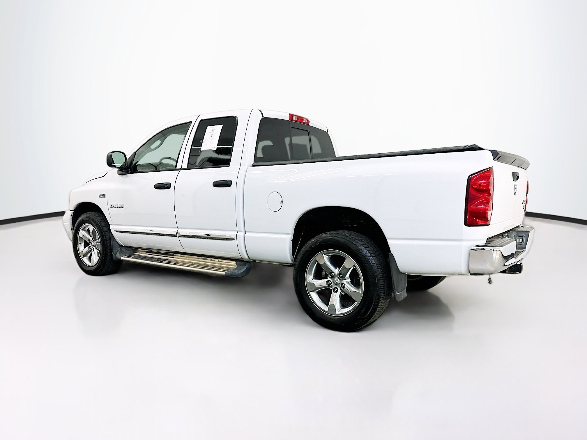 Used 2008 Dodge Ram 1500 Truck Laramie w/ Trailer Tow Group AWD/4WD image 5