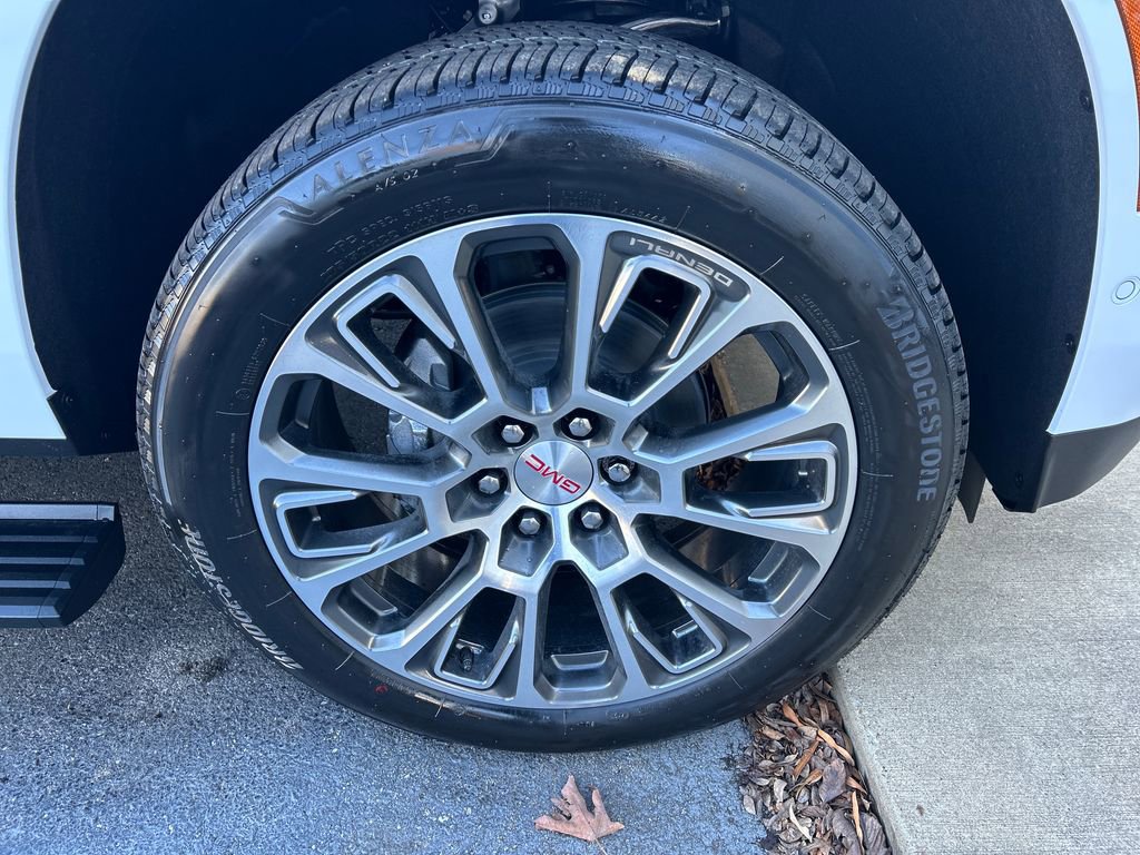 New 2026 GMC Yukon XL Denali image 31