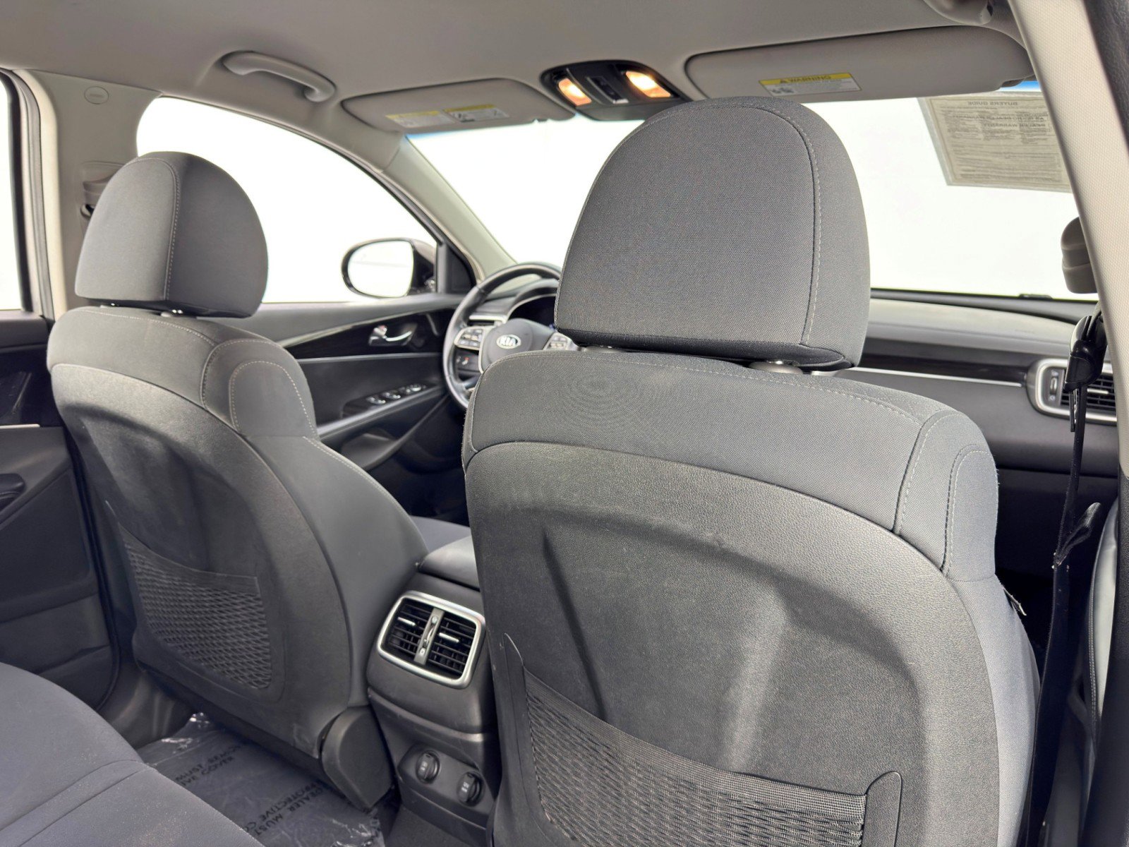 Used 2019 Kia Sorento LX w/ LX Convenience Package image 34