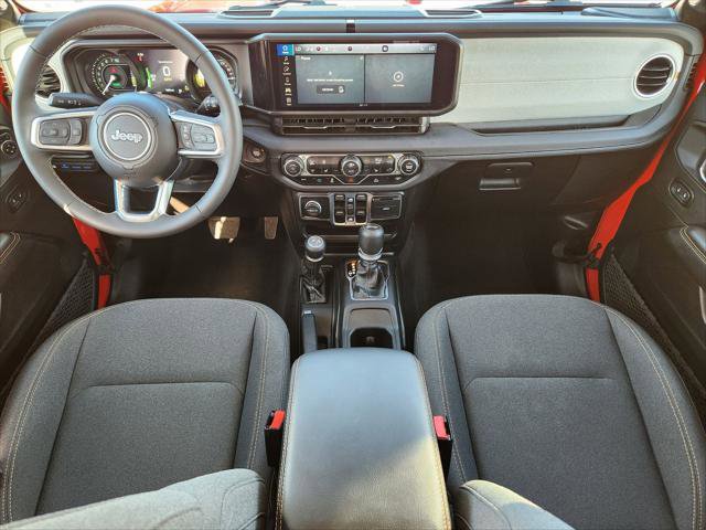 Certified 2025 Jeep Wrangler Sahara image 34
