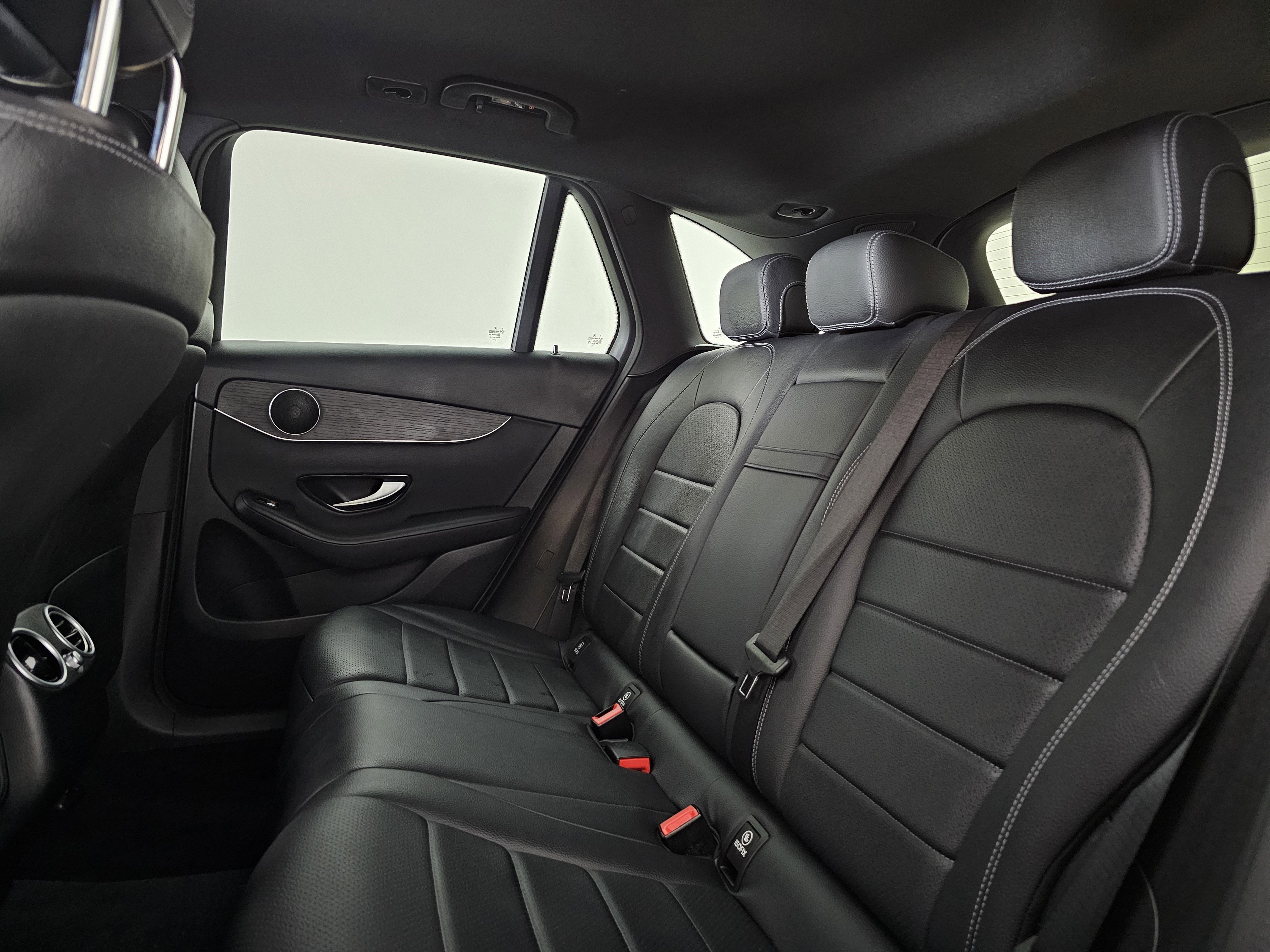 Certified 2022 Mercedes-Benz GLC 300 4MATIC w/ Multimedia Package Lite image 24