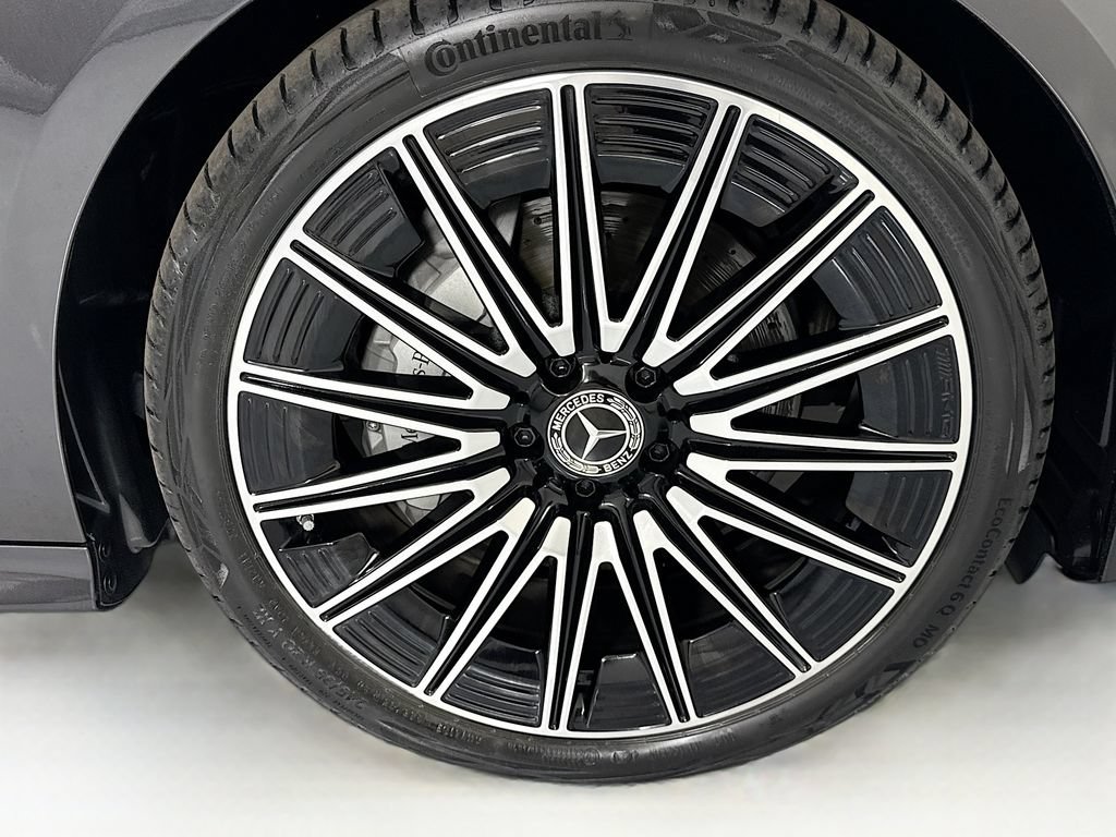 Certified 2025 Mercedes-Benz CLE 300 4MATIC Coupe image 30