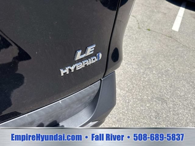 Used 2020 Toyota RAV4 LE AWD/4WD image 6