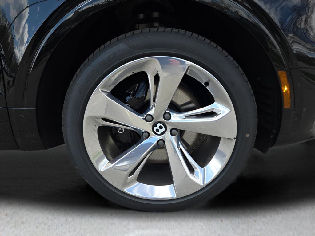 New 2025 Bentley Bentayga image 13