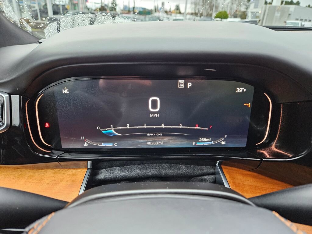 Used 2024 Jeep Grand Wagoneer L Series III image 25