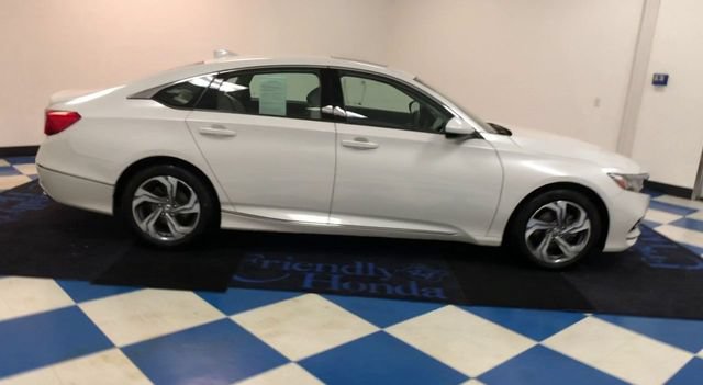 Used 2018 Honda Accord EX image 9
