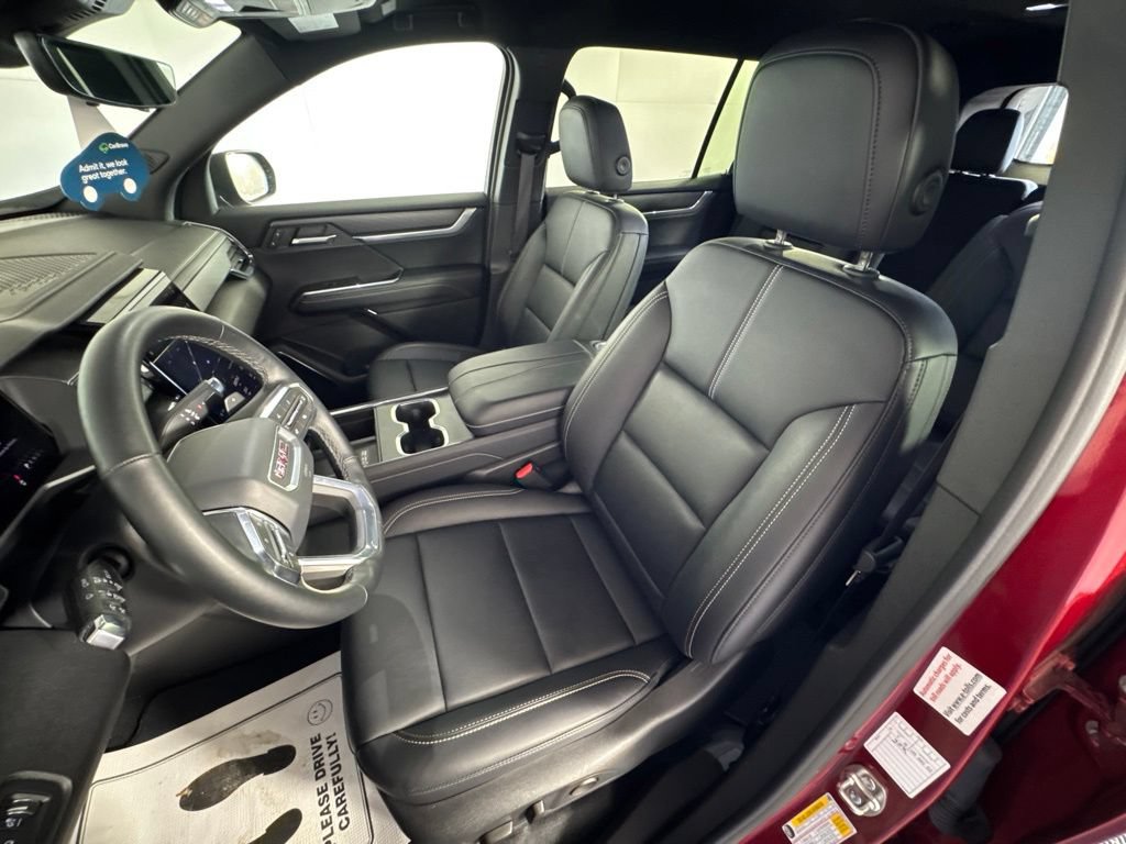 Certified 2026 GMC Acadia Elevation w/ Elevation Premium Package AWD/4WD image 30