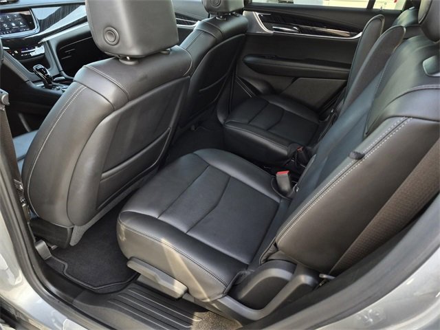 Used 2025 Cadillac XT6 Premium Luxury image 27