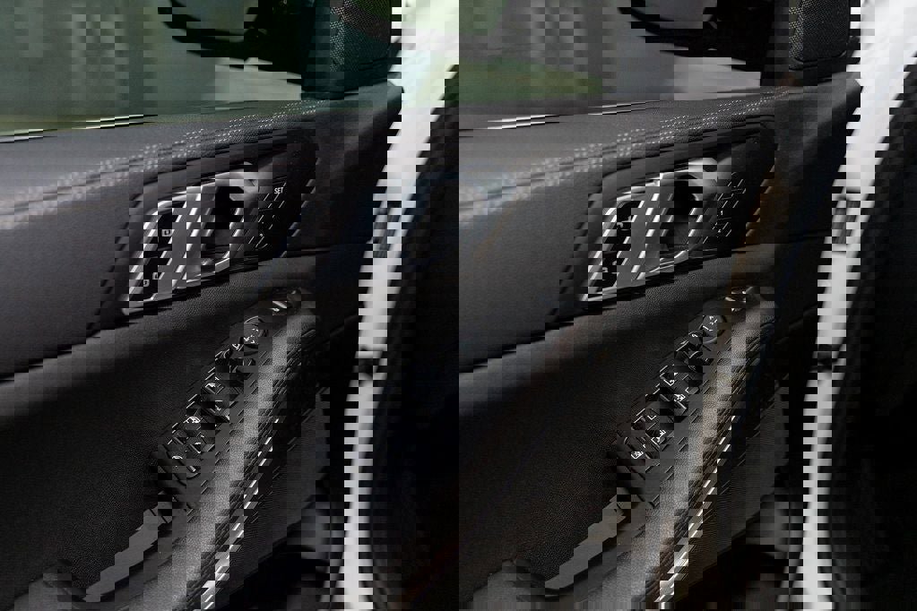 Used 2022 BMW X5 xDrive40i w/ Premium Package image 13