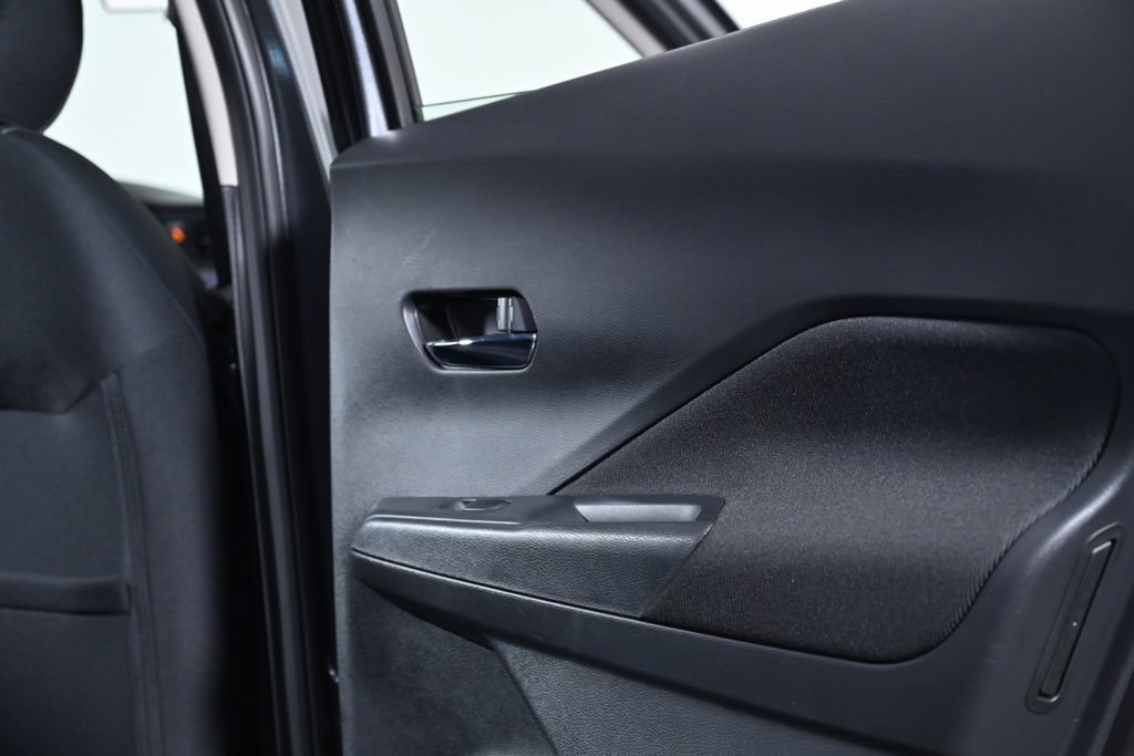 Certified 2022 Nissan Kicks SV FWD image 31