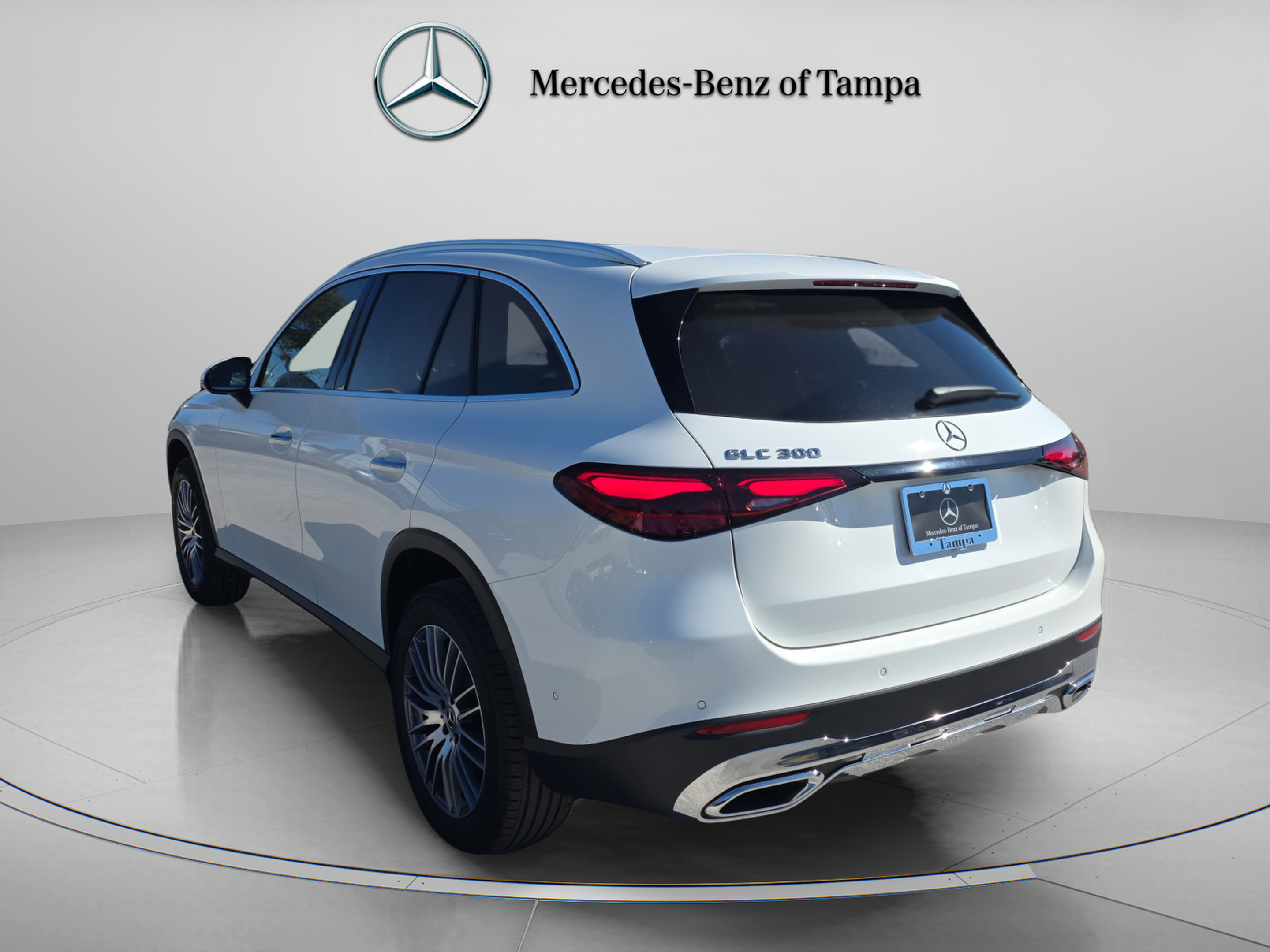 Certified 2026 Mercedes-Benz GLC 300 image 3