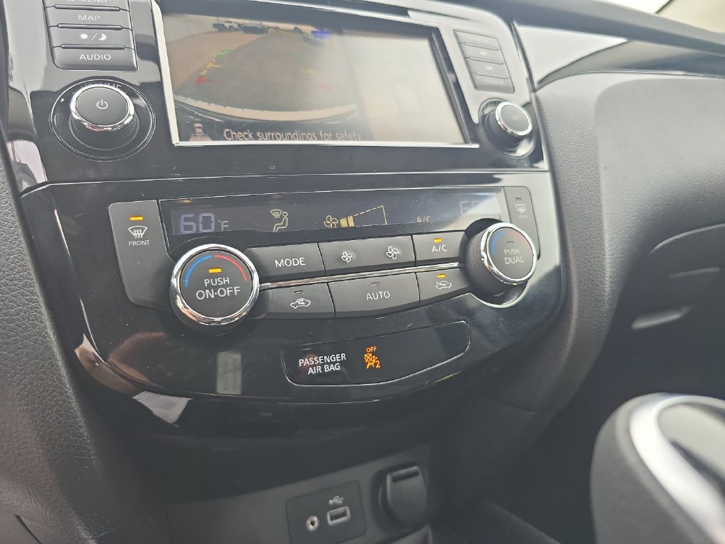 Used 2021 Nissan Rogue Sport SL w/ Premium Package AWD/4WD image 17