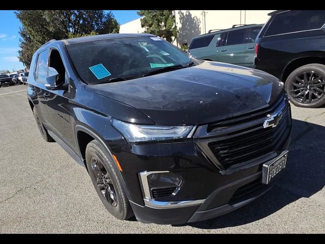 Used 2023 Chevrolet Traverse LT image 2