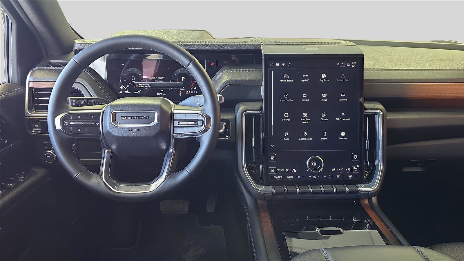 Used 2025 GMC Yukon XL Denali AWD/4WD image 9