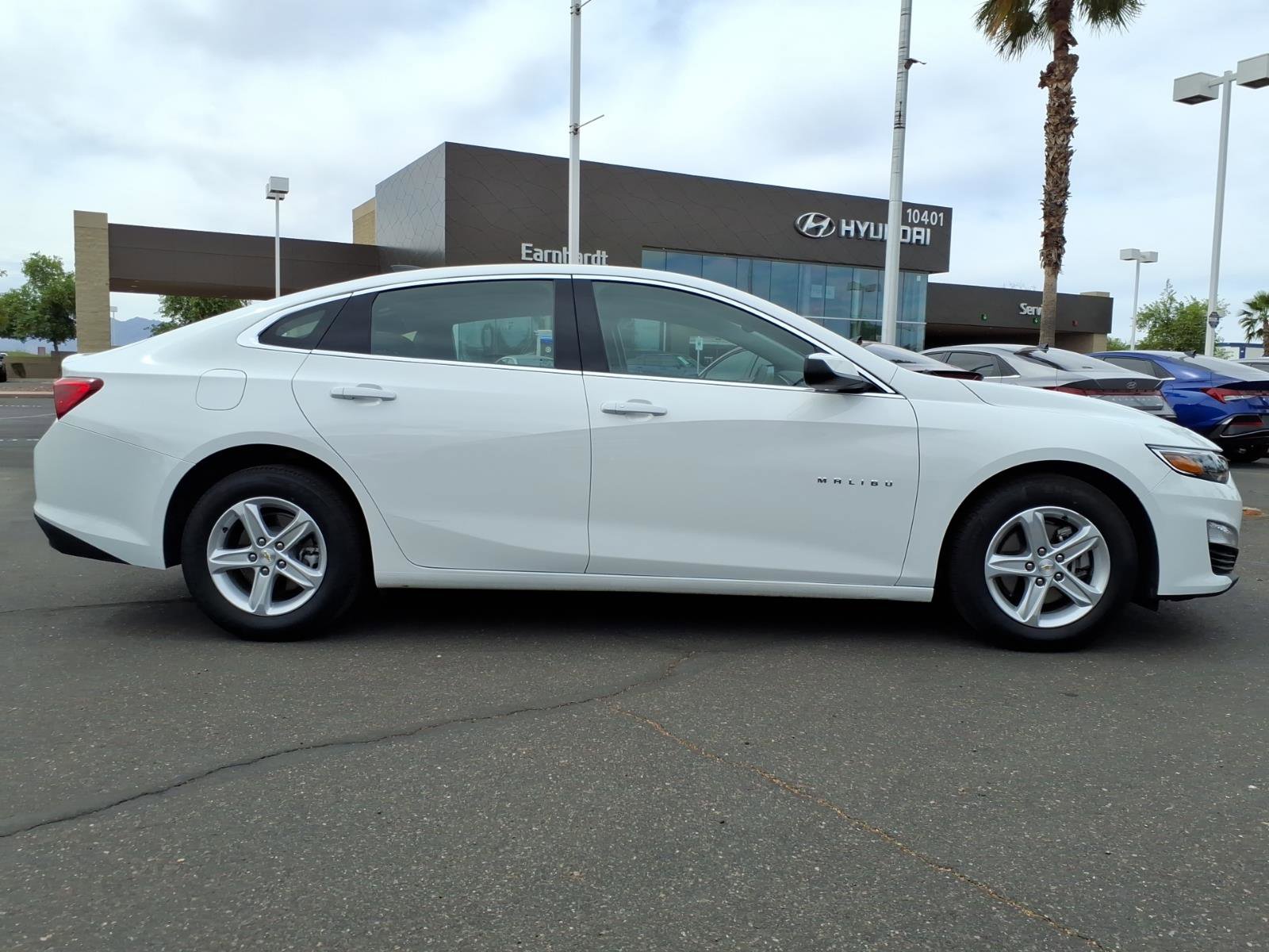 Used 2025 Chevrolet Malibu LS image 6