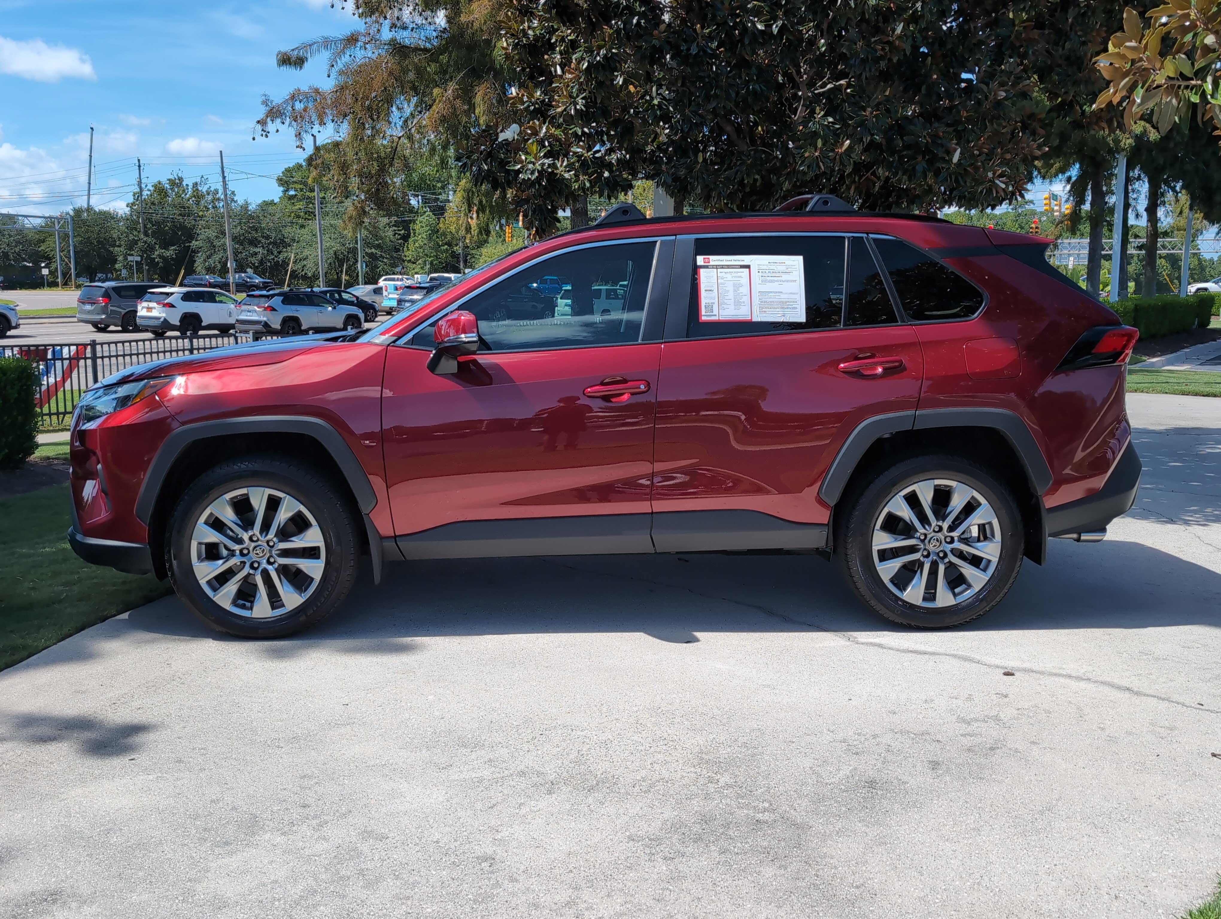 Certified 2025 Toyota RAV4 XLE Premium FWD image 7
